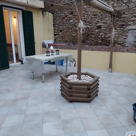 Giulia Appartement Ranzo-Borgo